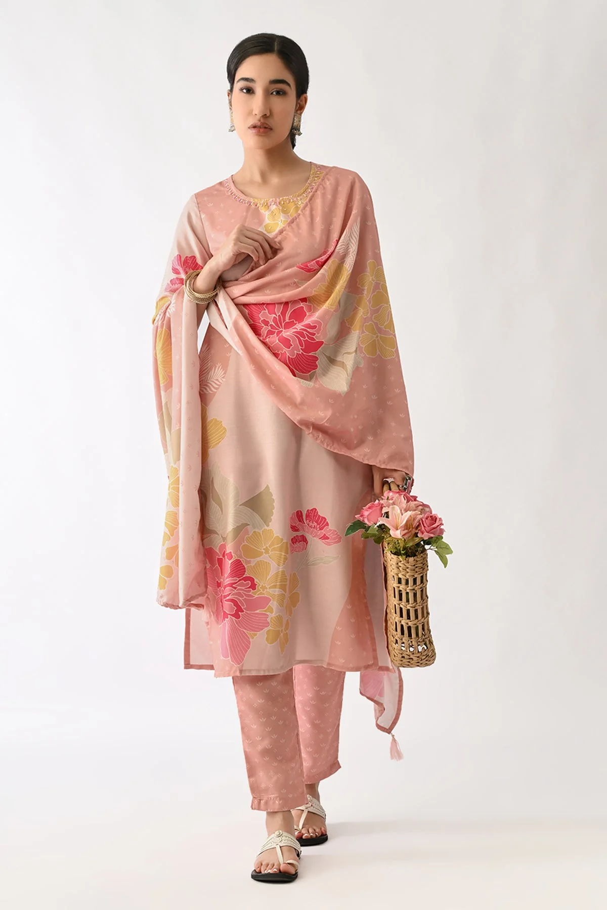 Baby Pink Printed Kurta 3 Pcs Set - Image 8