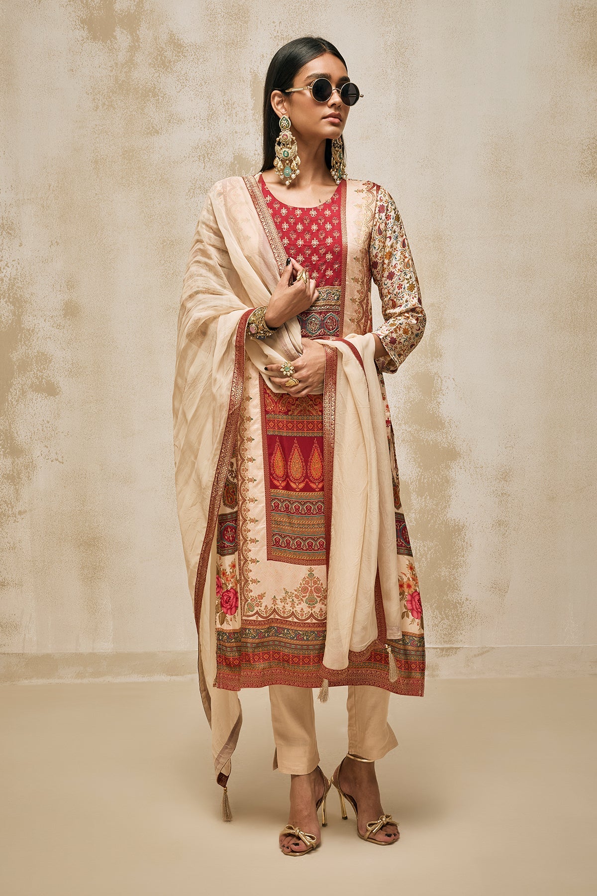 Beige Embellished Kurta 3 Pcs Set - Image 3