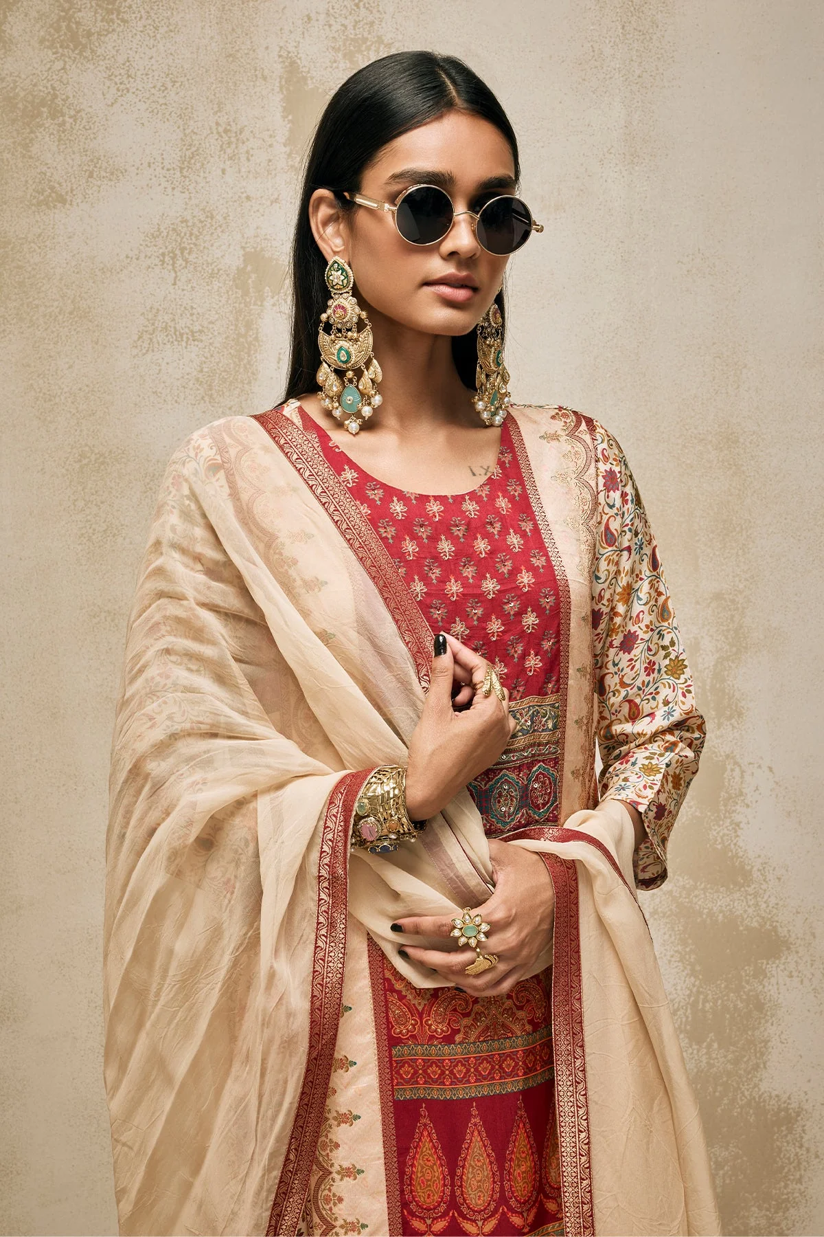 Beige Embellished Kurta 3 Pcs Set - Image 5