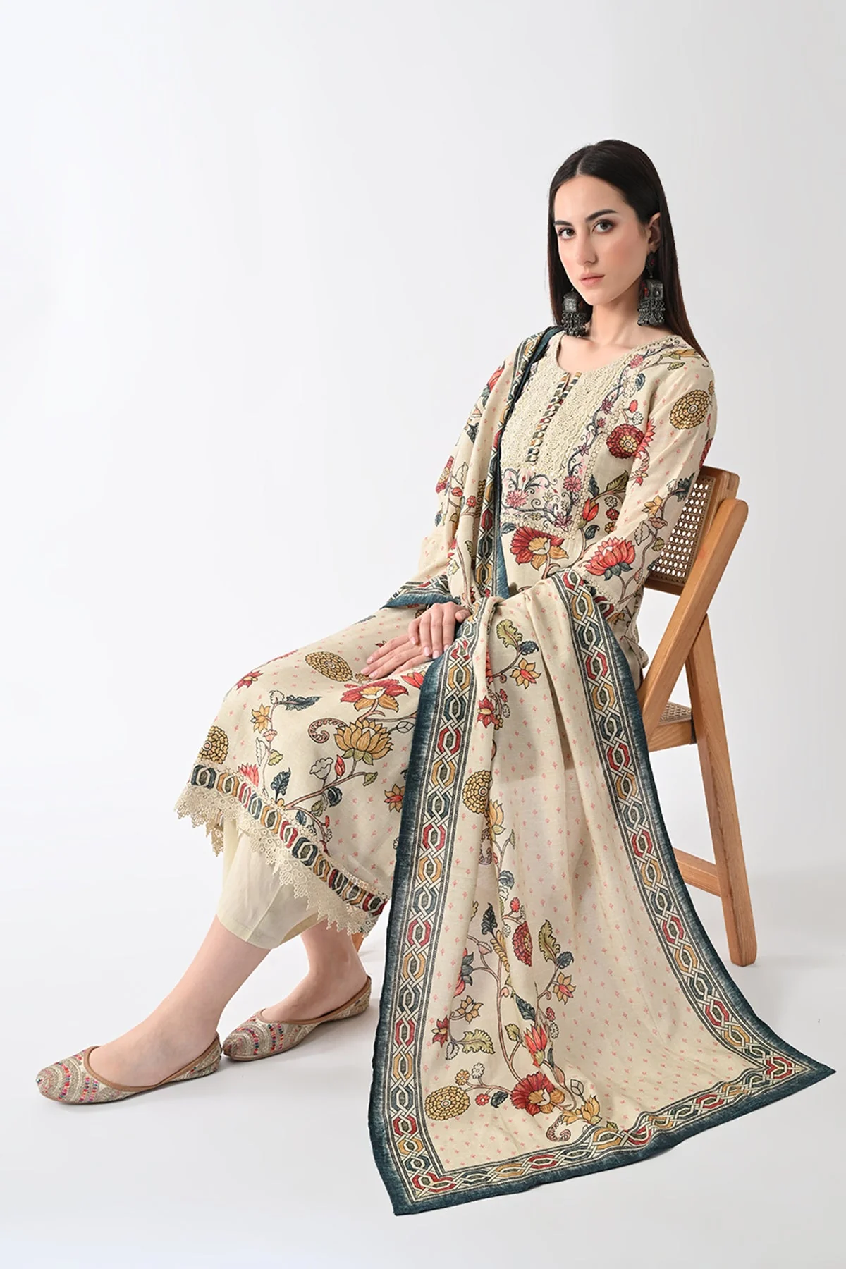 Beige Embellished Kurta 3 Pcs Set - Image 7