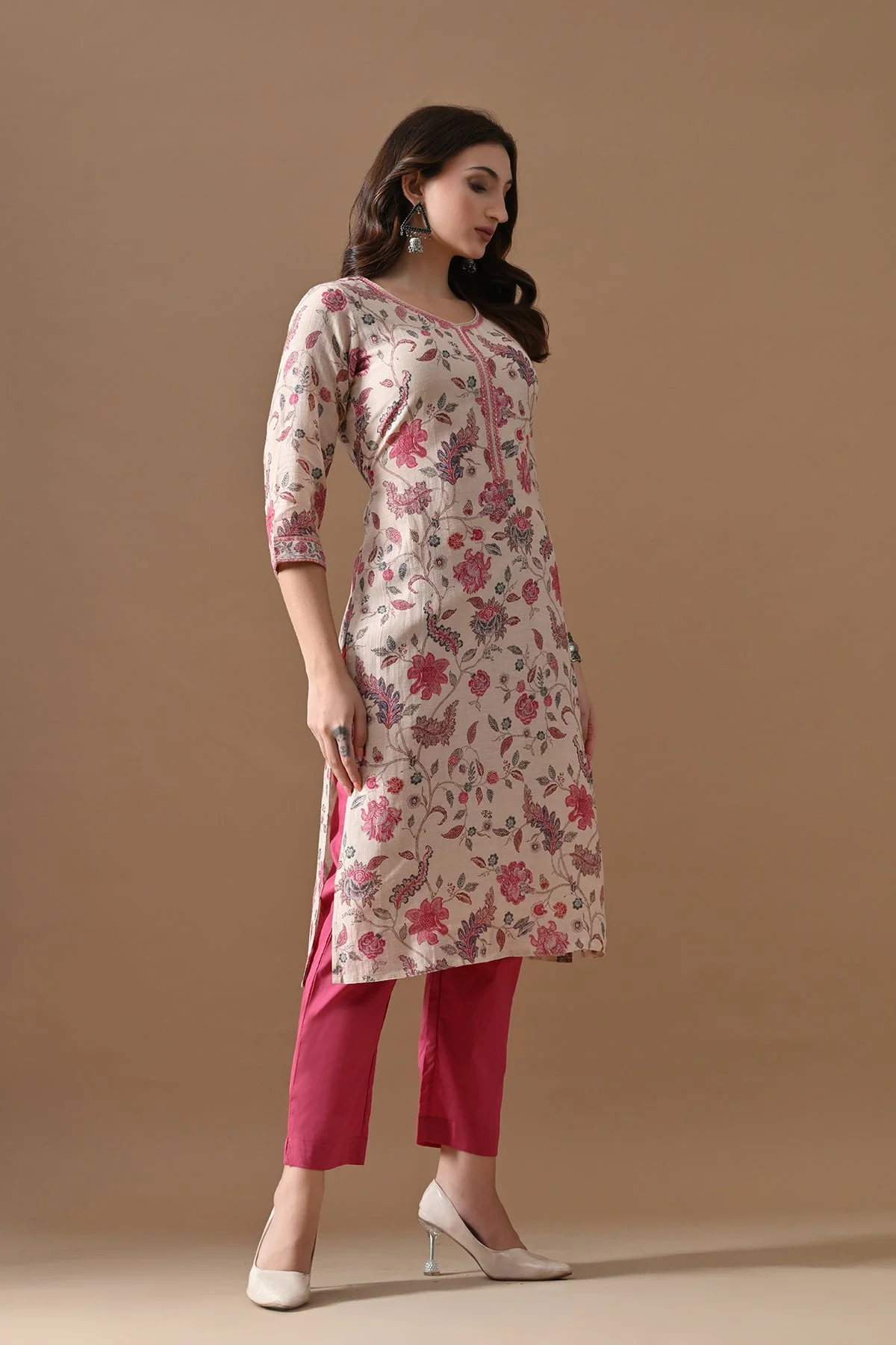 Beige Floral Printed Kurta 3 Pcs Set - Image 3