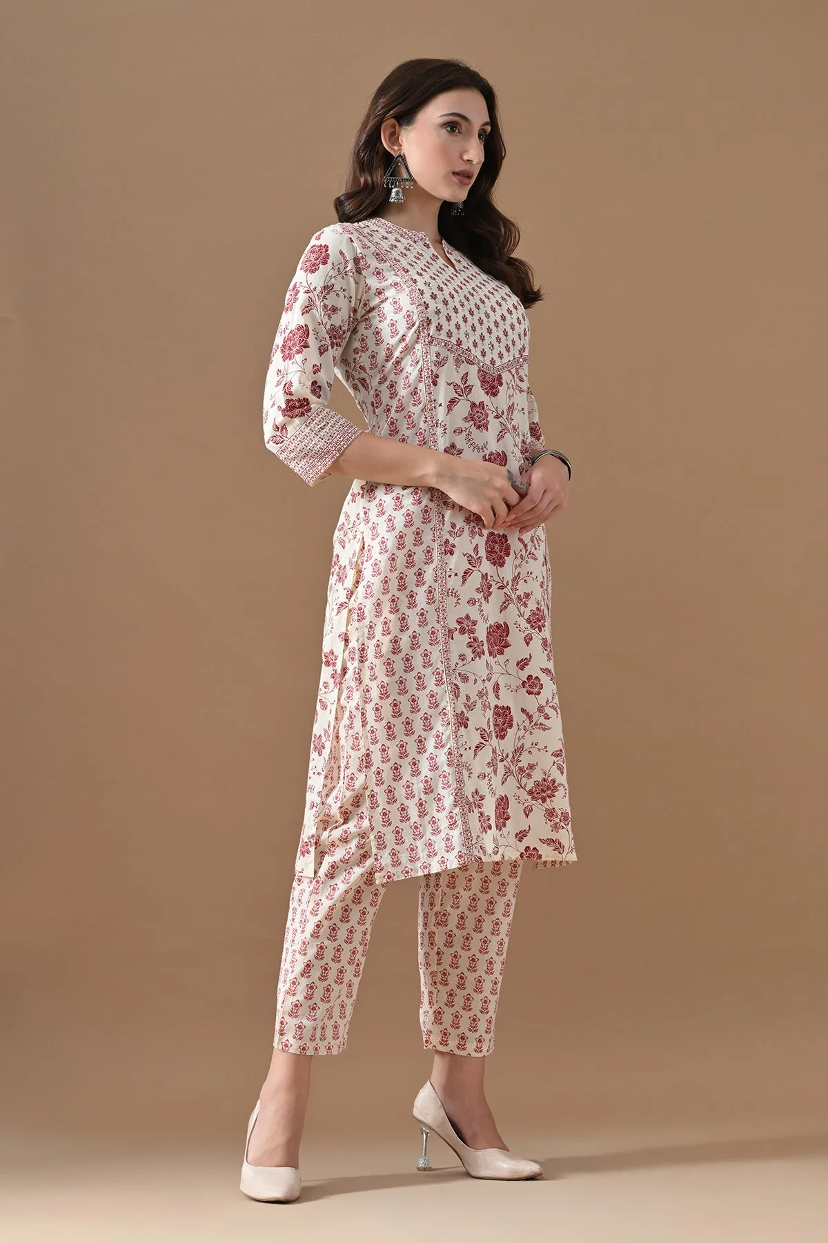Beige Printed Kurta 2 Pcs Set - Image 3