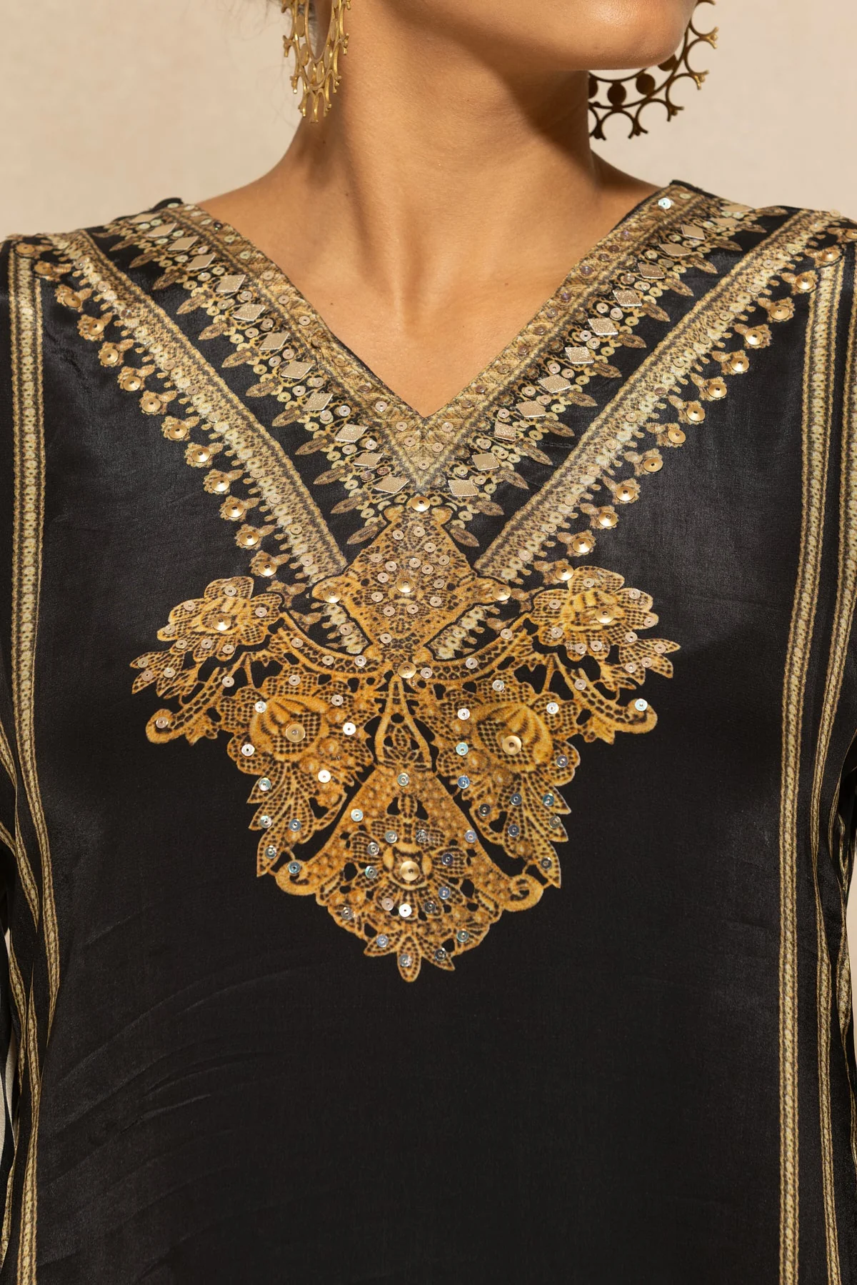 Black Embellished Kurta 3 Pcs Set - Image 4