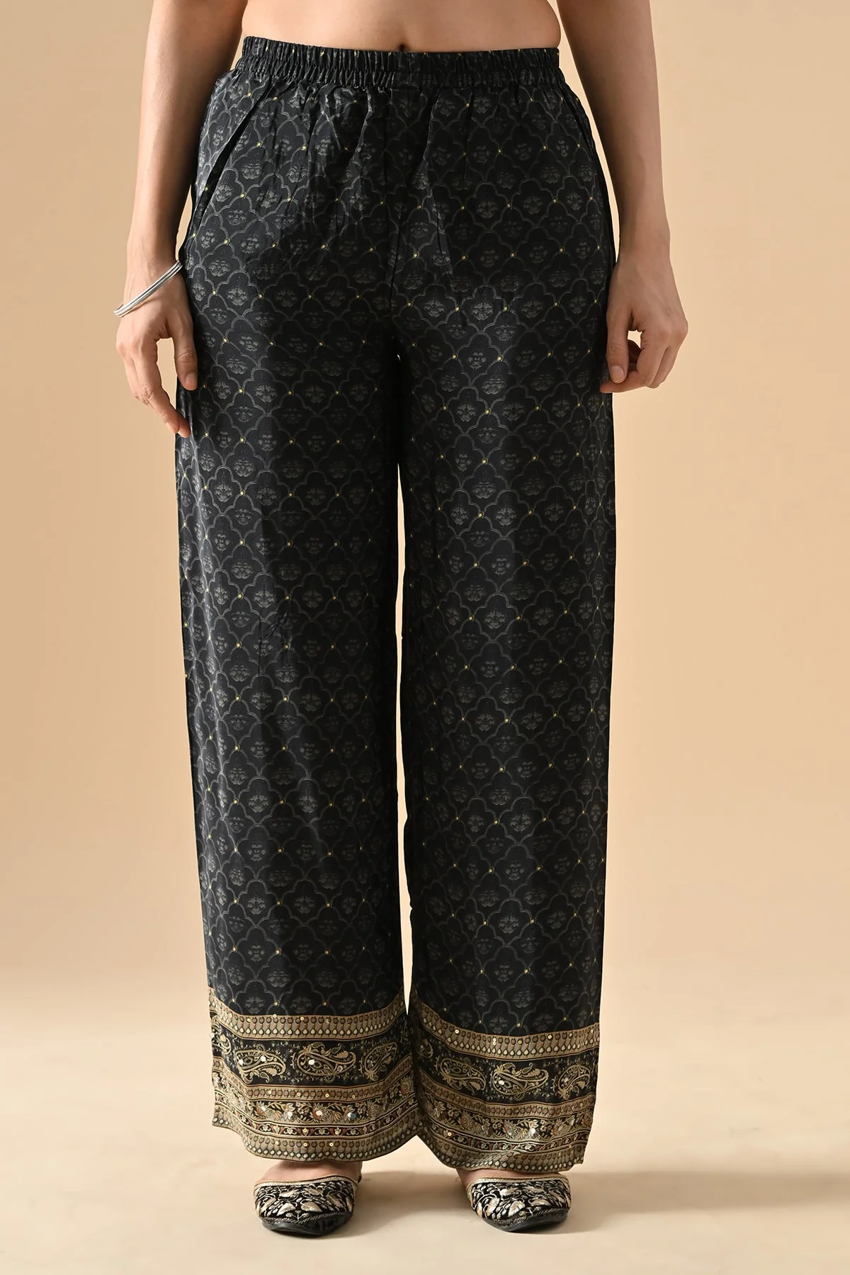 Black Embellished Kurta 3 Pcs Set - Image 7