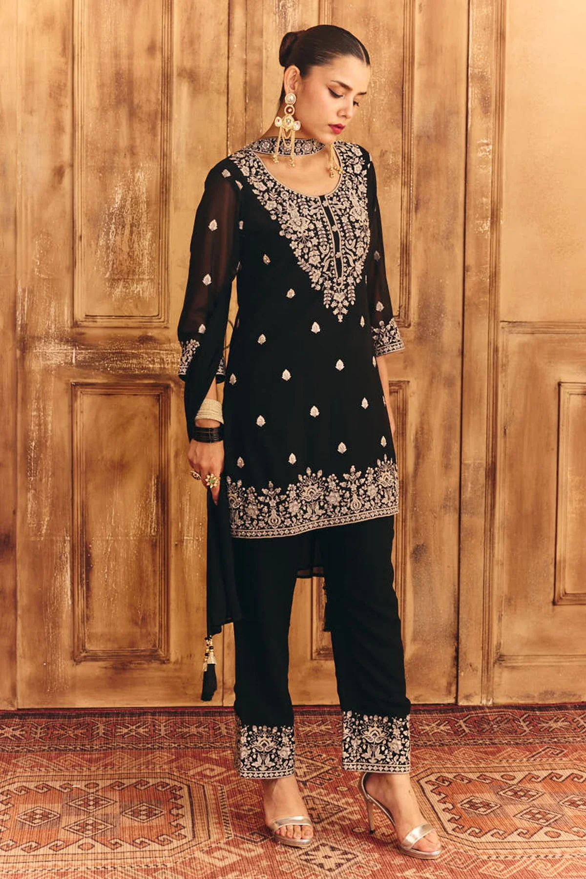 Black Embroidered Kurta 3 Pcs Set - Image 3