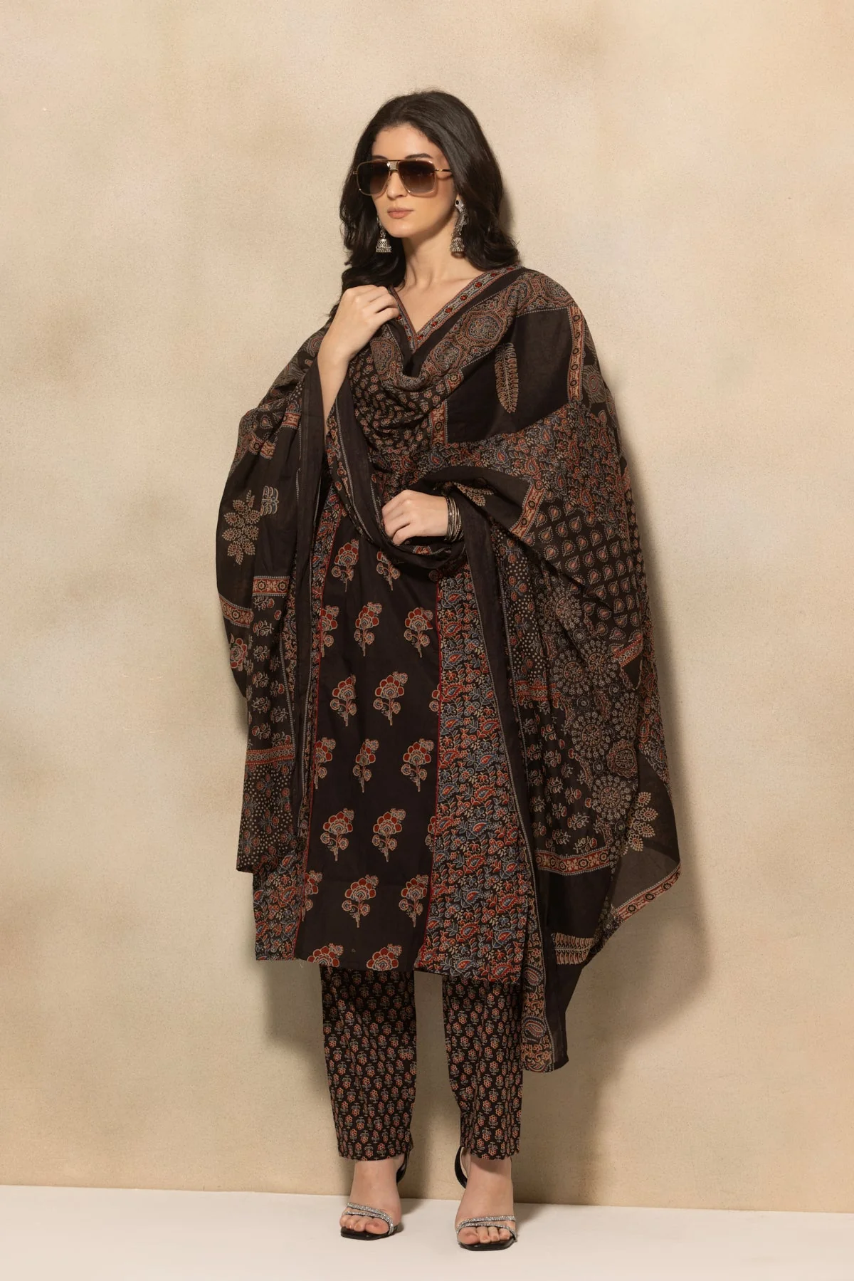 Black Floral Printed Kurta 3 Pcs Set