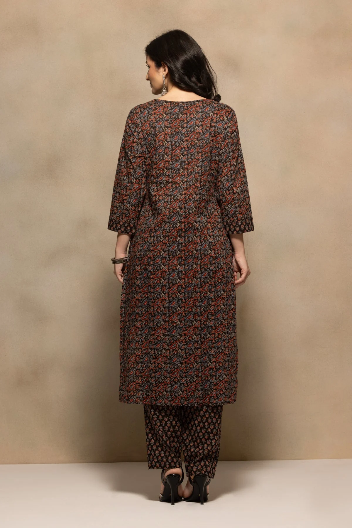Black Floral Printed Kurta 3 Pcs Set - Image 3