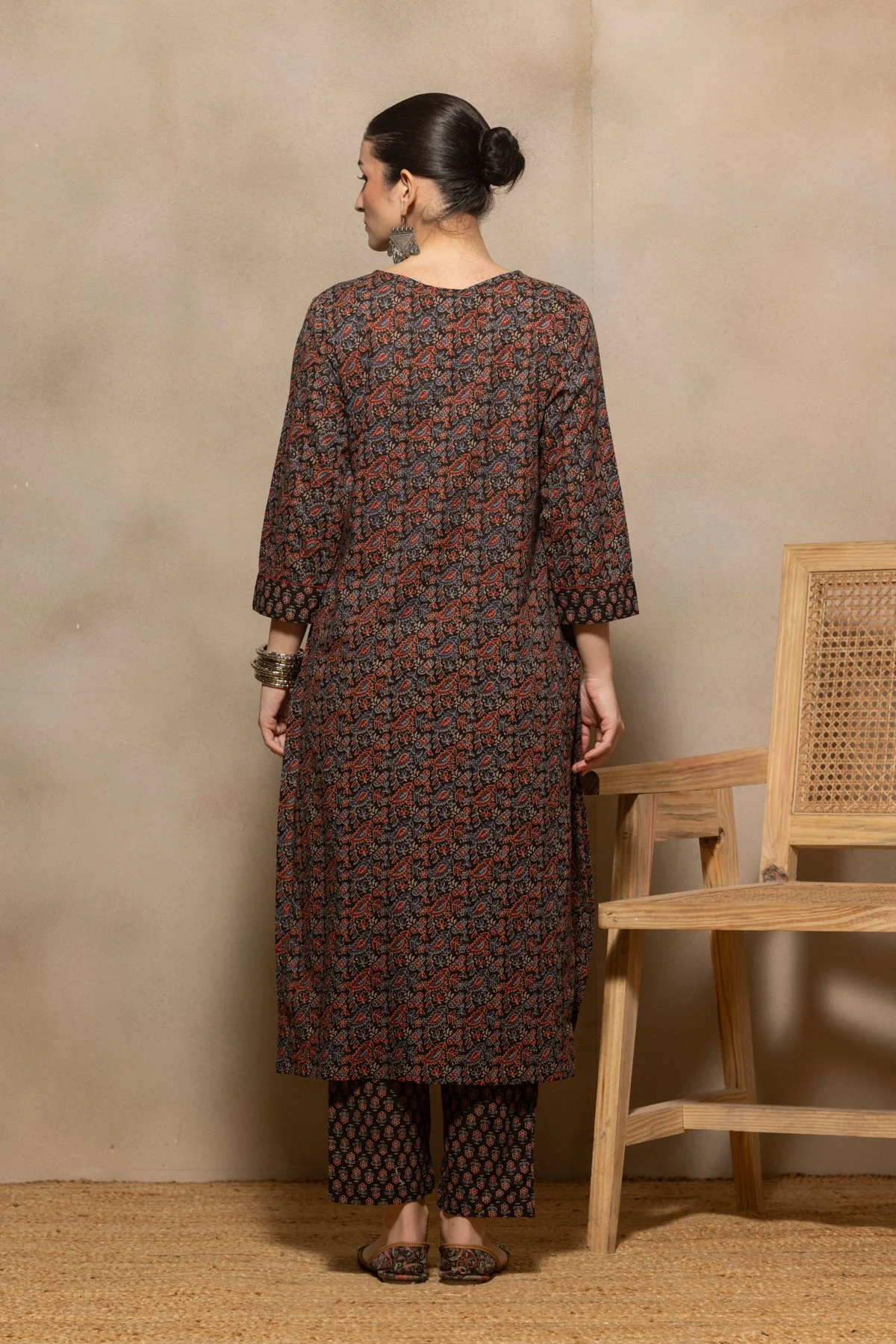 Black Floral Printed Kurta 3 Pcs Set - Image 5