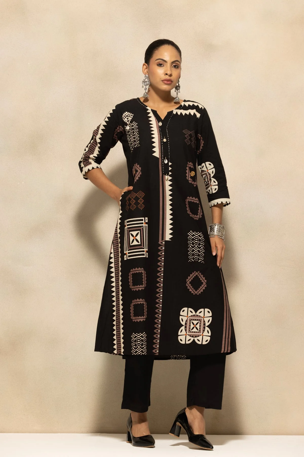 Black Printed A-line Kurta 3 Pcs Set - Image 3