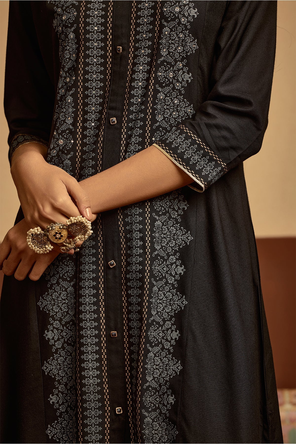 Black Printed Kurta 2 Pcs Set - Image 4