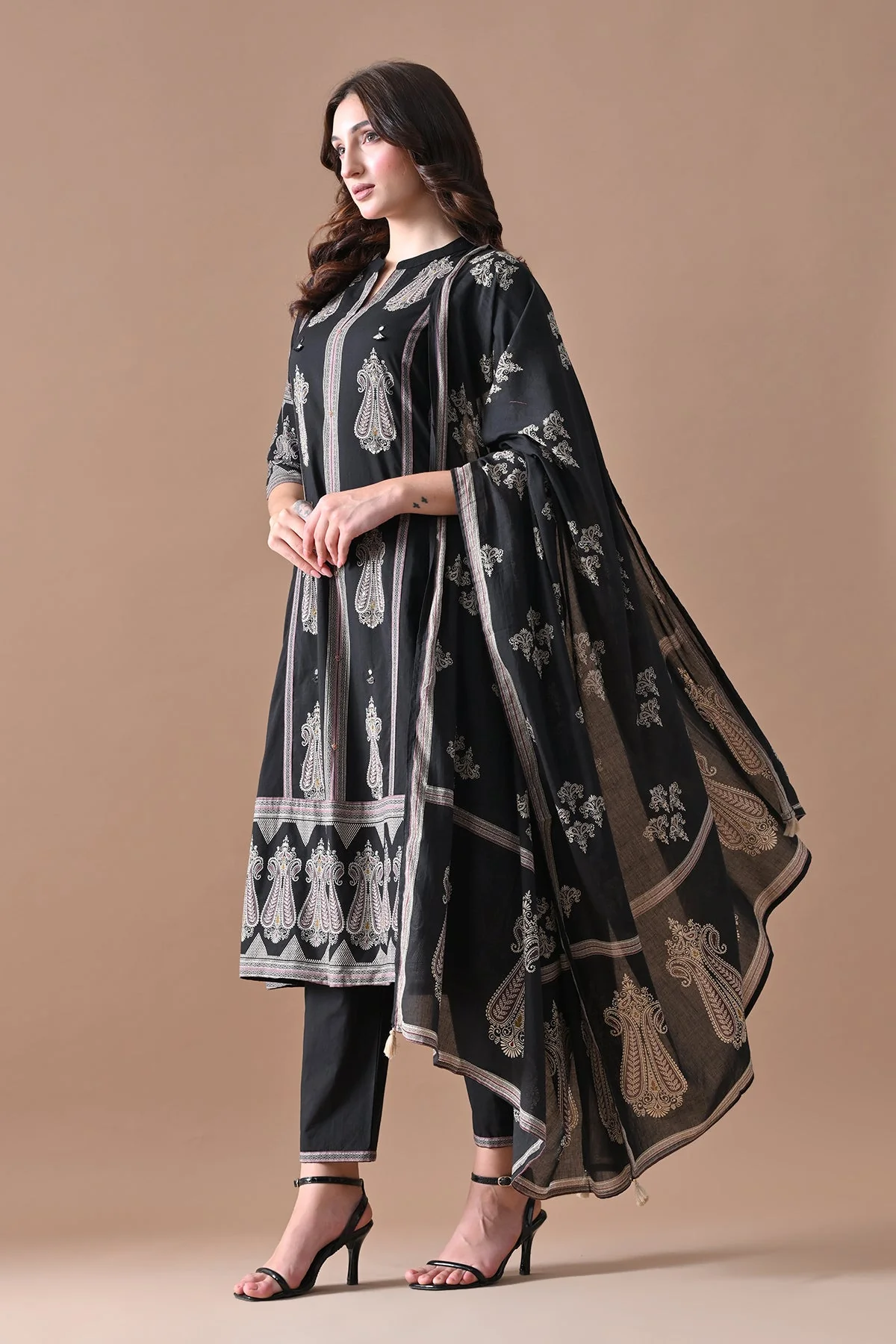 Black Printed Kurta 3 Pcs Set - Image 2
