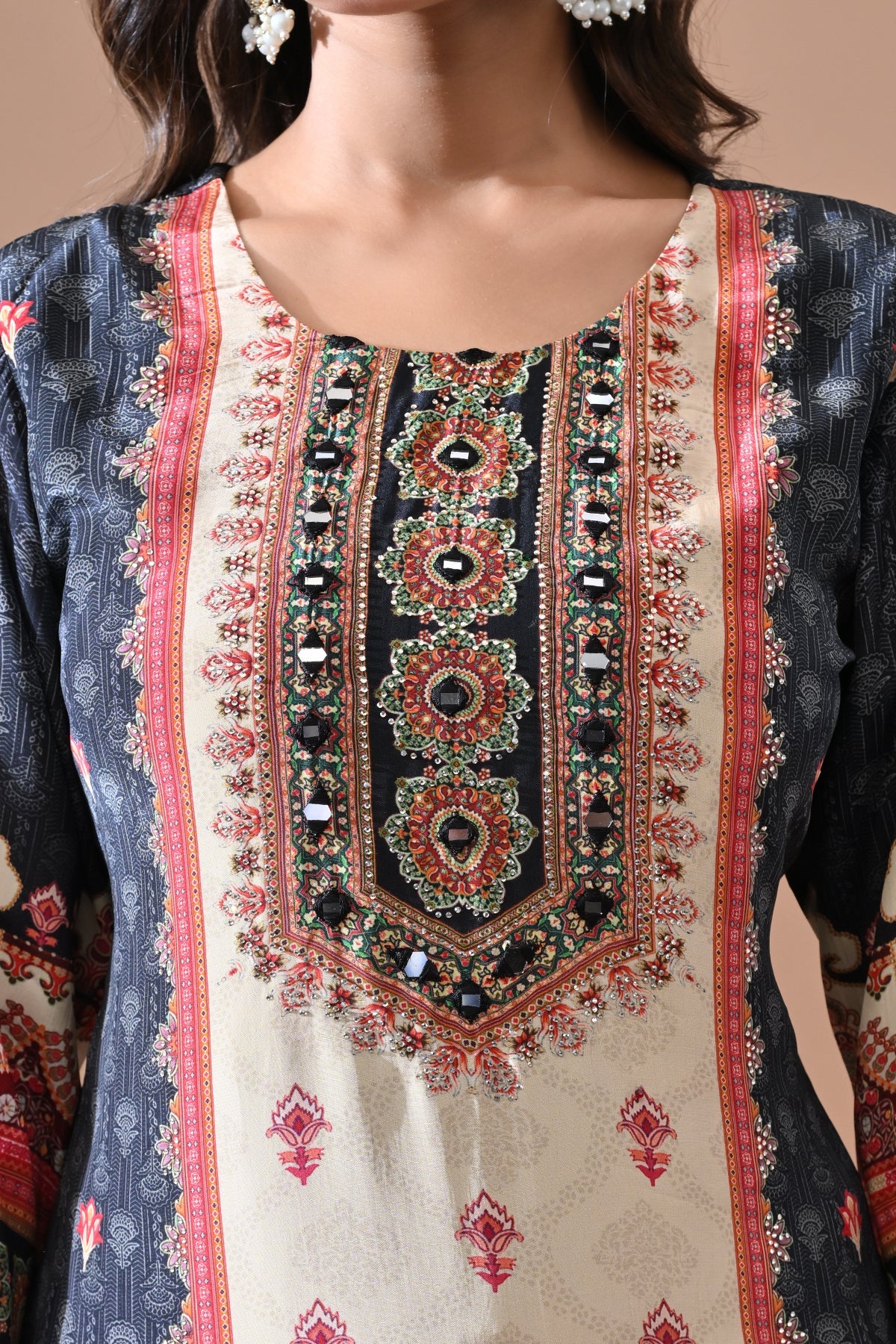 Black Stone Embellished Kurta 3 Pcs Set - Image 4