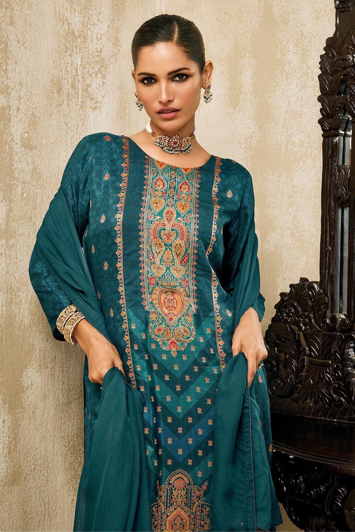 Blue Embellished Kurta 3 Pcs Set - Image 5
