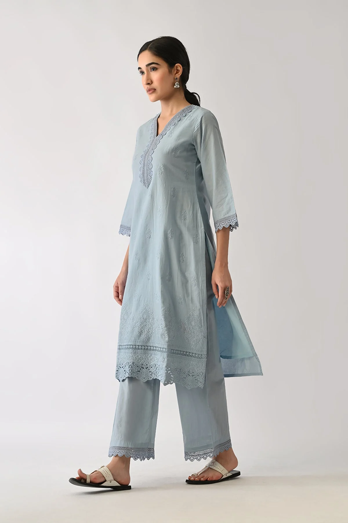Blue Embroidered Kurta 2 Pcs Set - Image 2