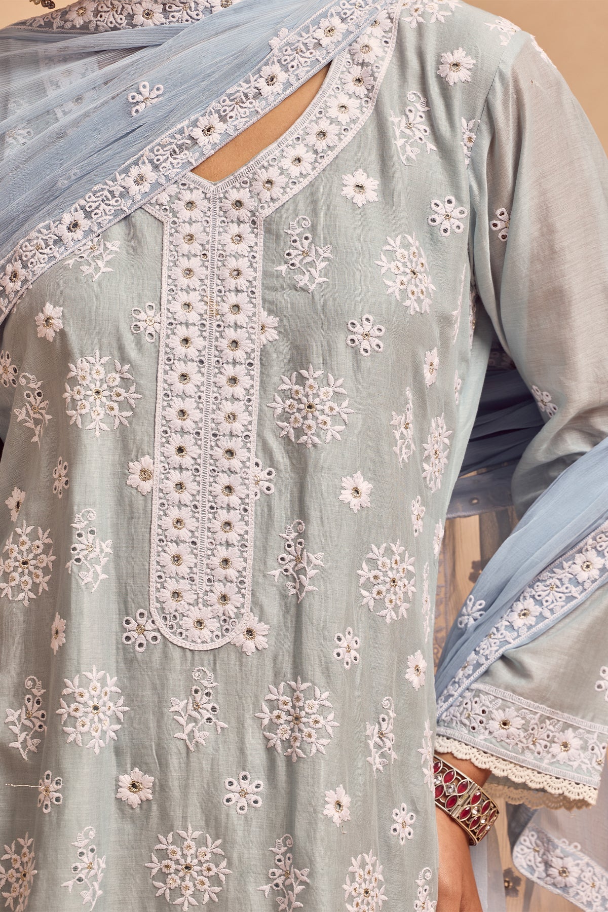 Blue Embroidered Kurta 3 Pcs Set - Image 4