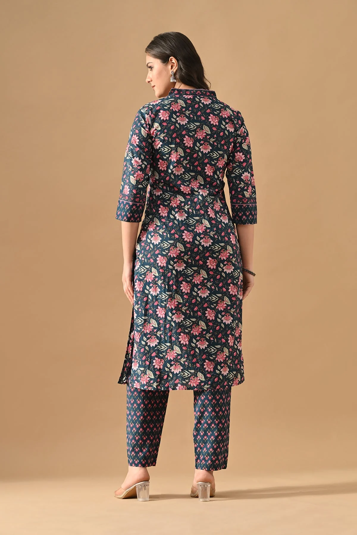 Blue Floral Printed Kurta 2 Pcs Set - Image 4
