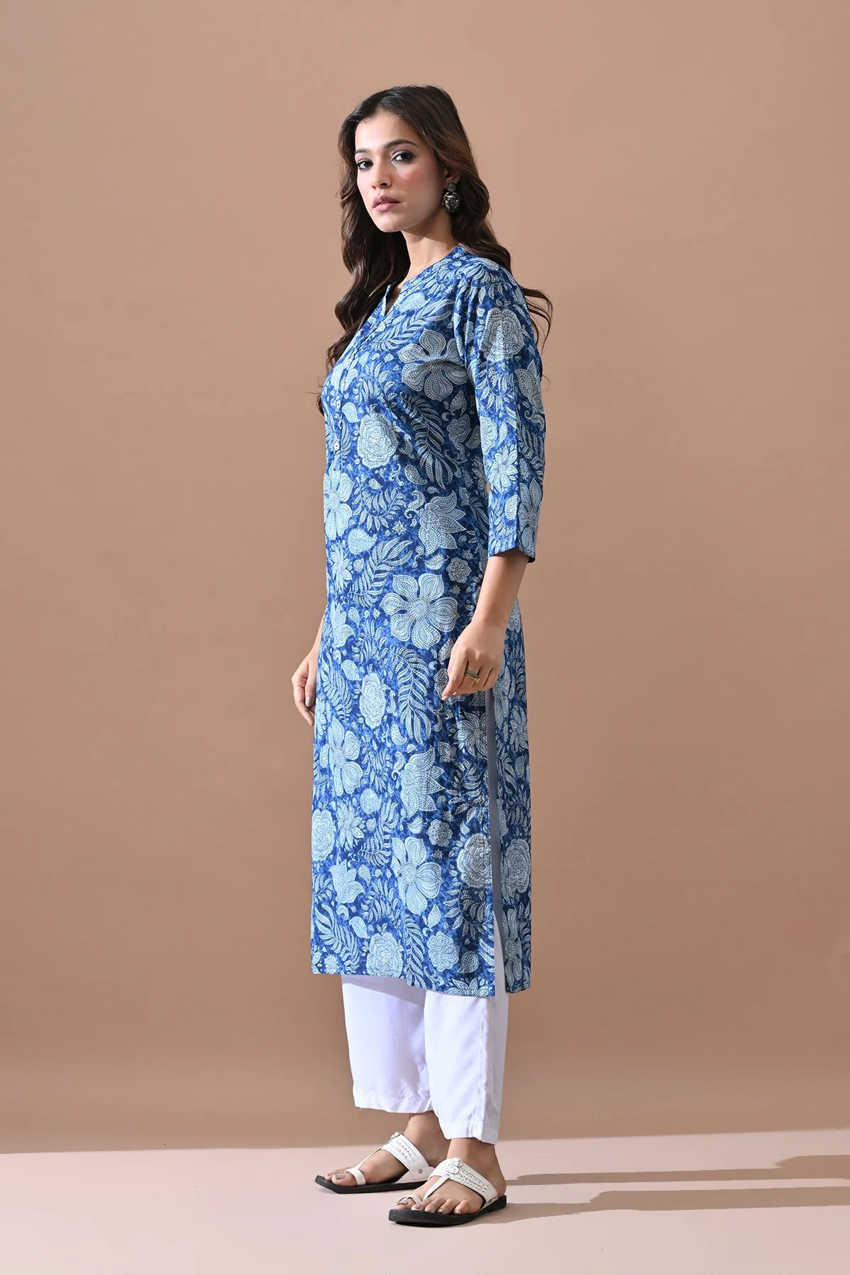 Blue Printed Kurta - Image 2