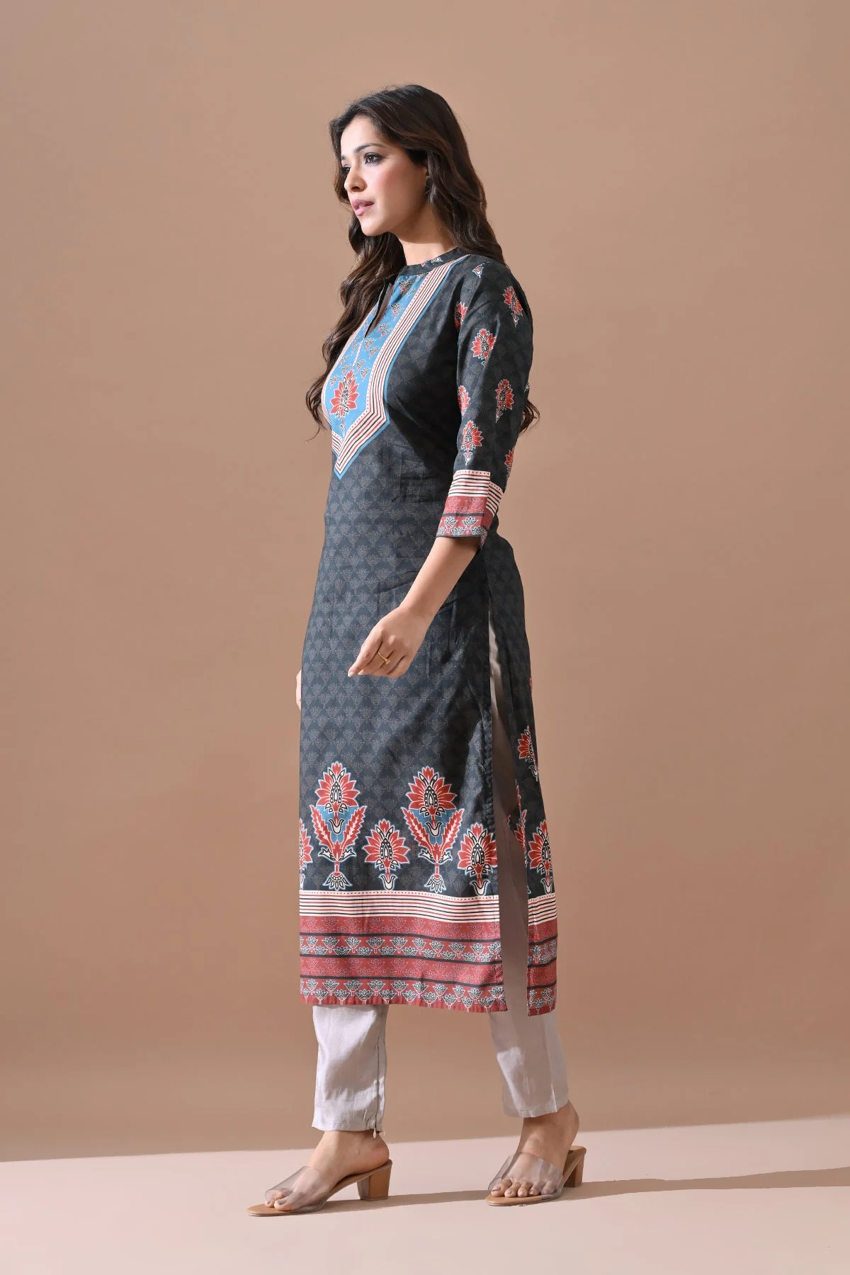 Blue Printed Kurta - Image 3