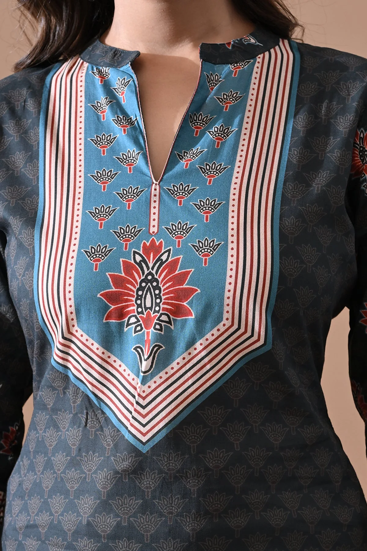 Blue Printed Kurta - Image 4