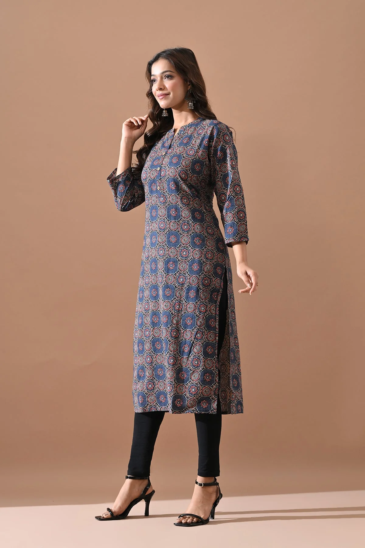 Blue Printed Kurta - Image 2