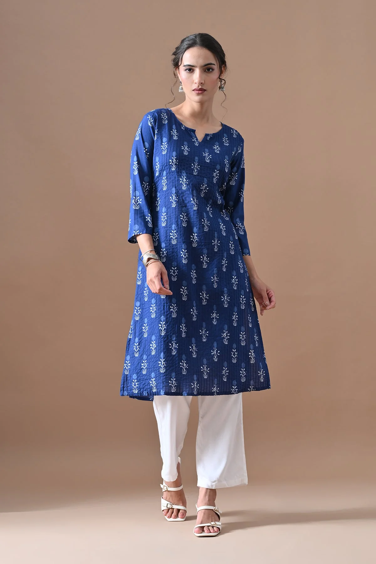 Blue Printed Kurta - Image 6