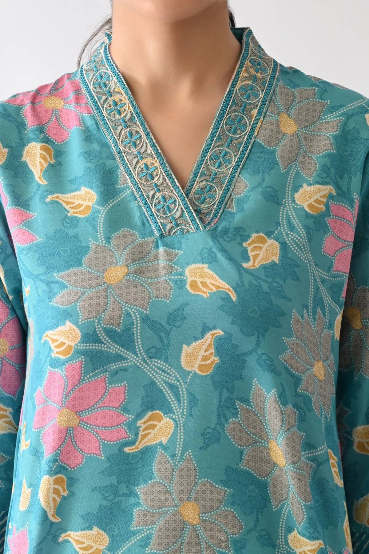 Blue Printed Kurta - Image 3