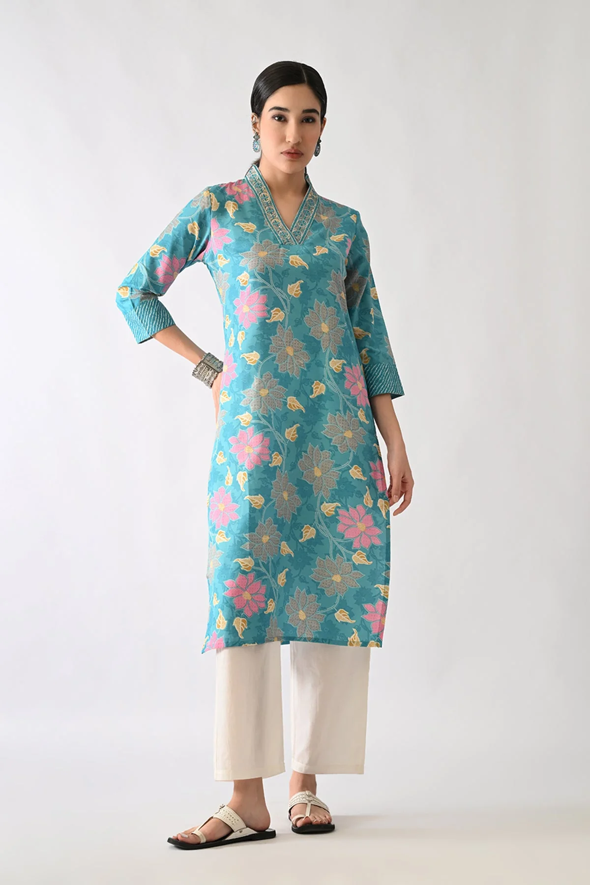 Blue Printed Kurta - Image 4