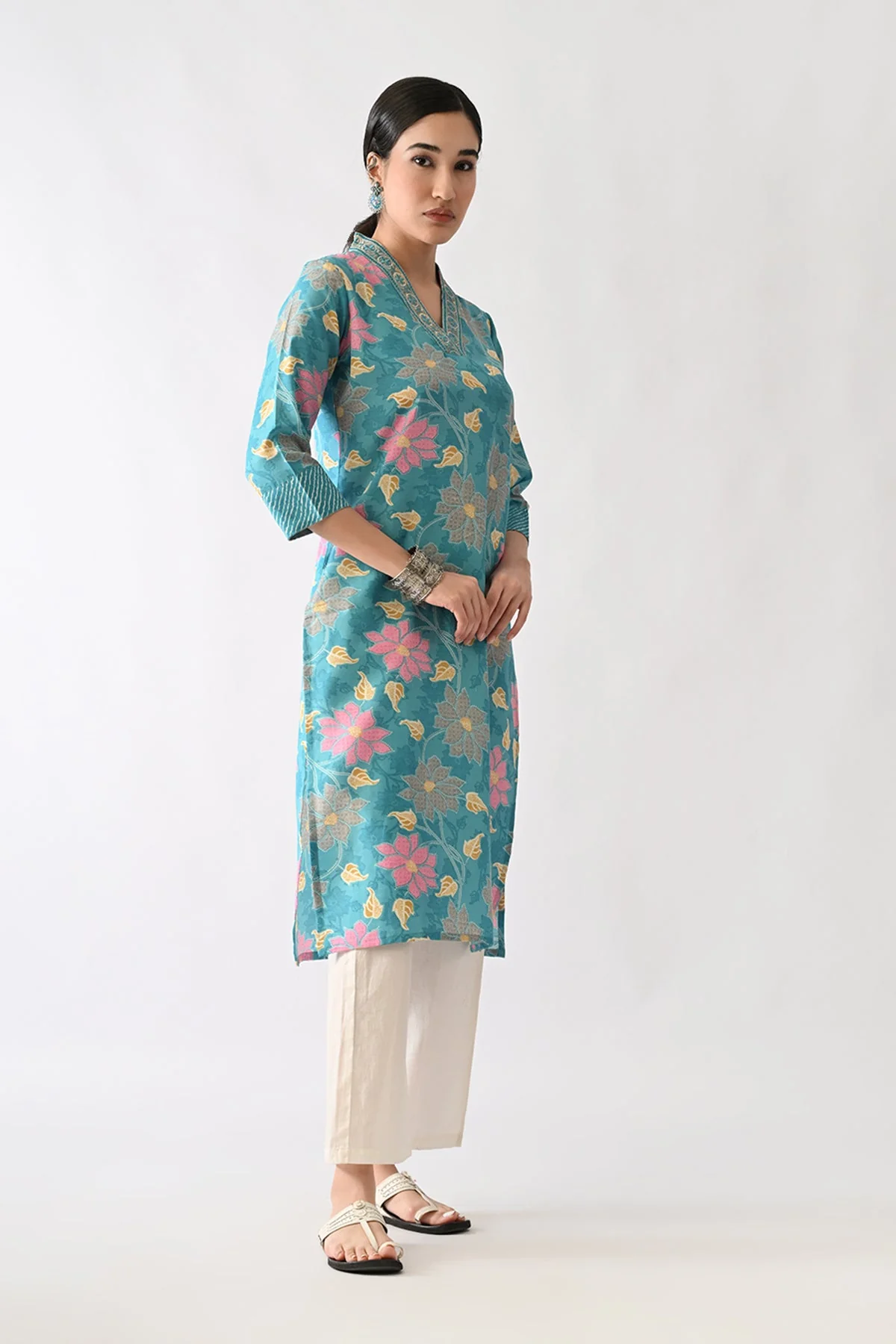 Blue Printed Kurta - Image 6