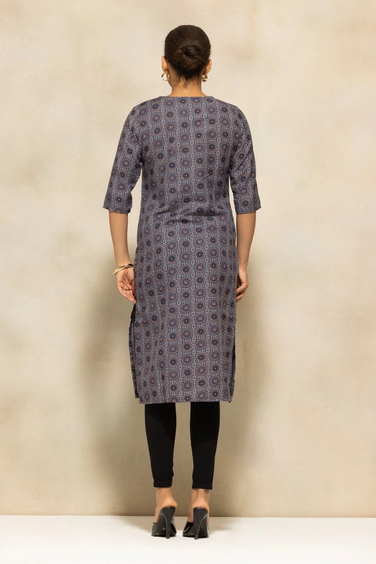 Blue Printed Kurta - Image 5