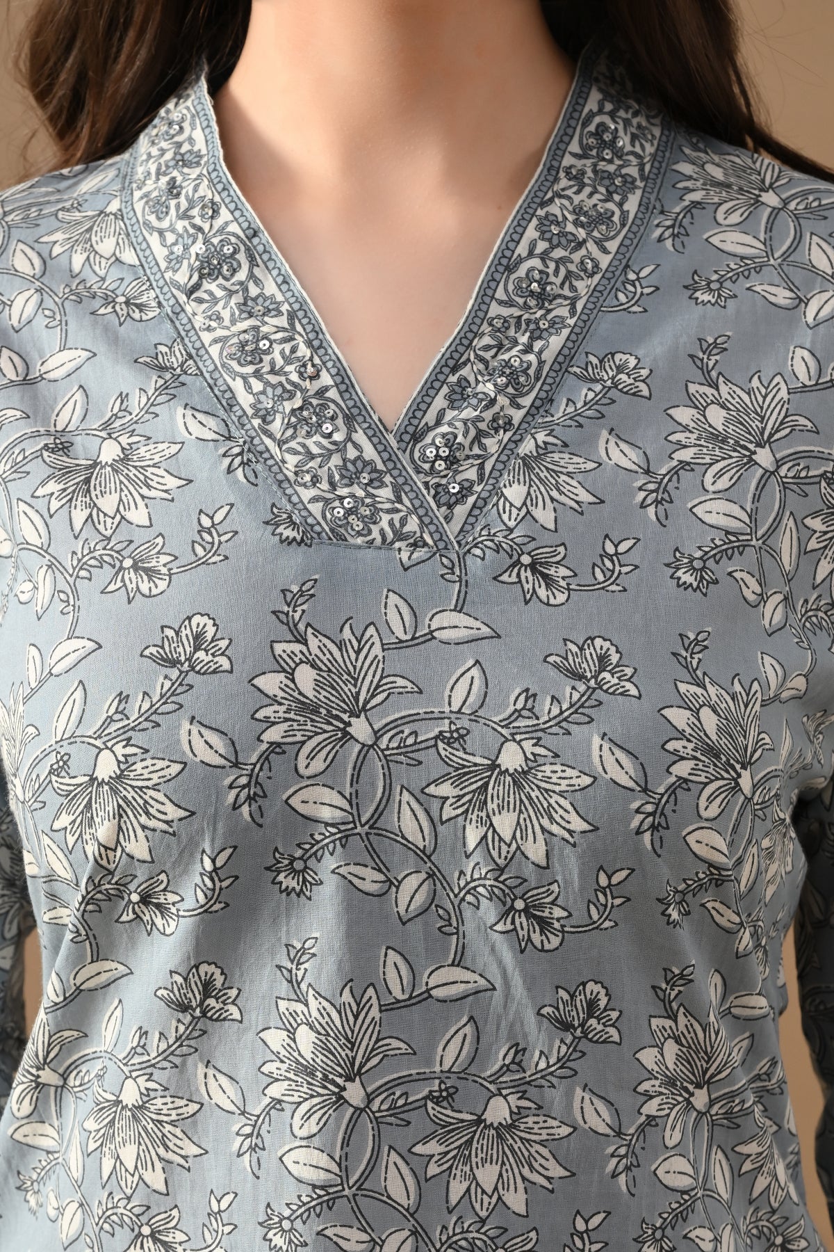 Blue Printed Kurta 2 Pcs Set - Image 4