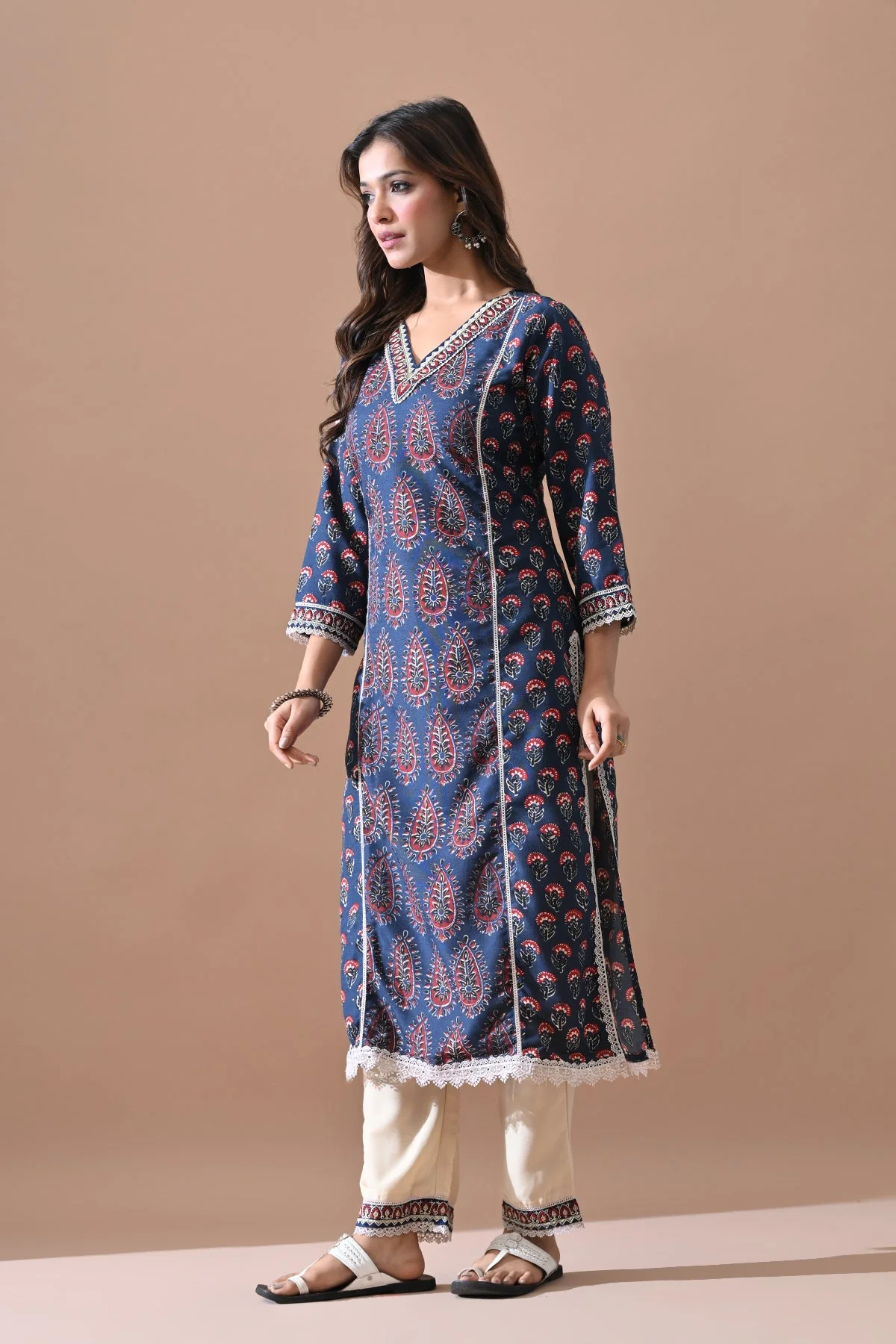 Blue Printed Kurta 2 Pcs Set - Image 2