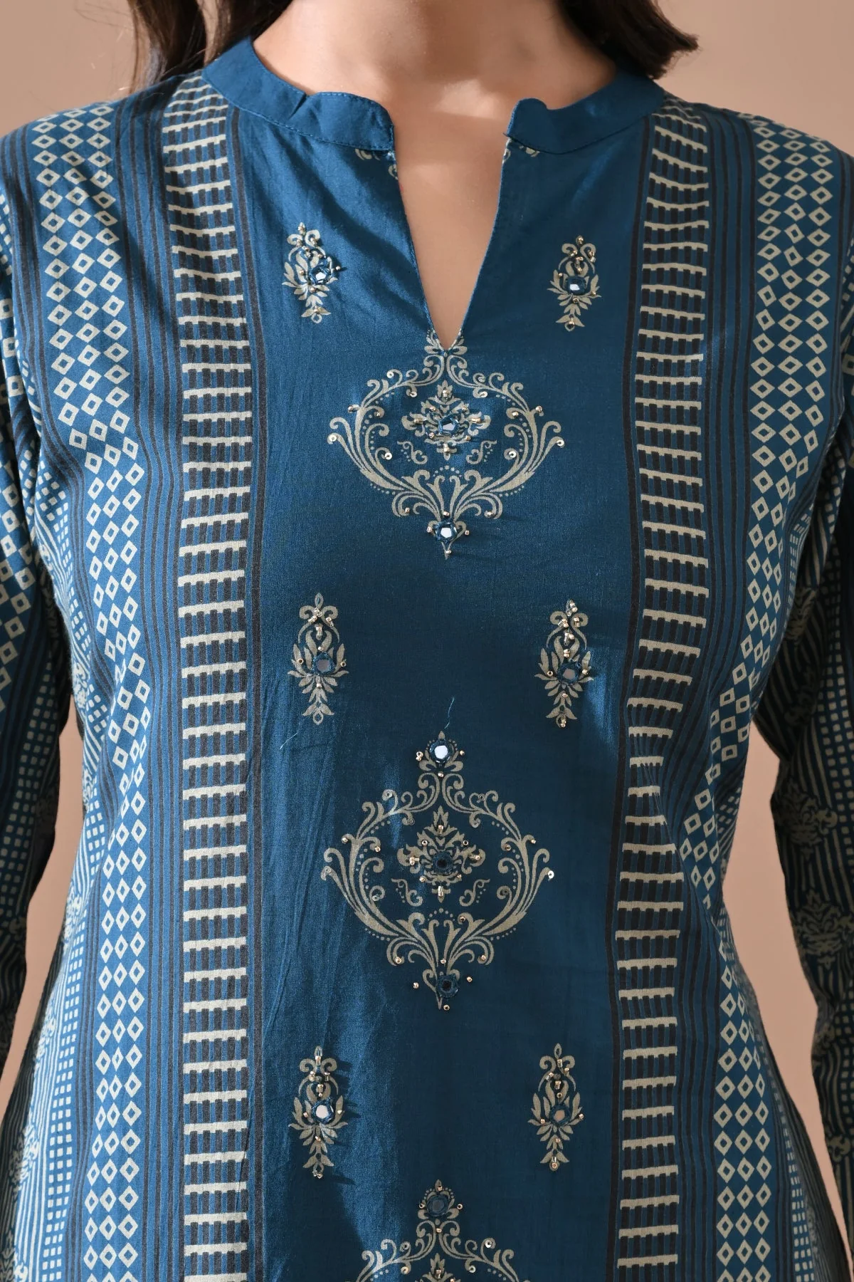 Blue Printed Kurta 2 Pcs Set - Image 4