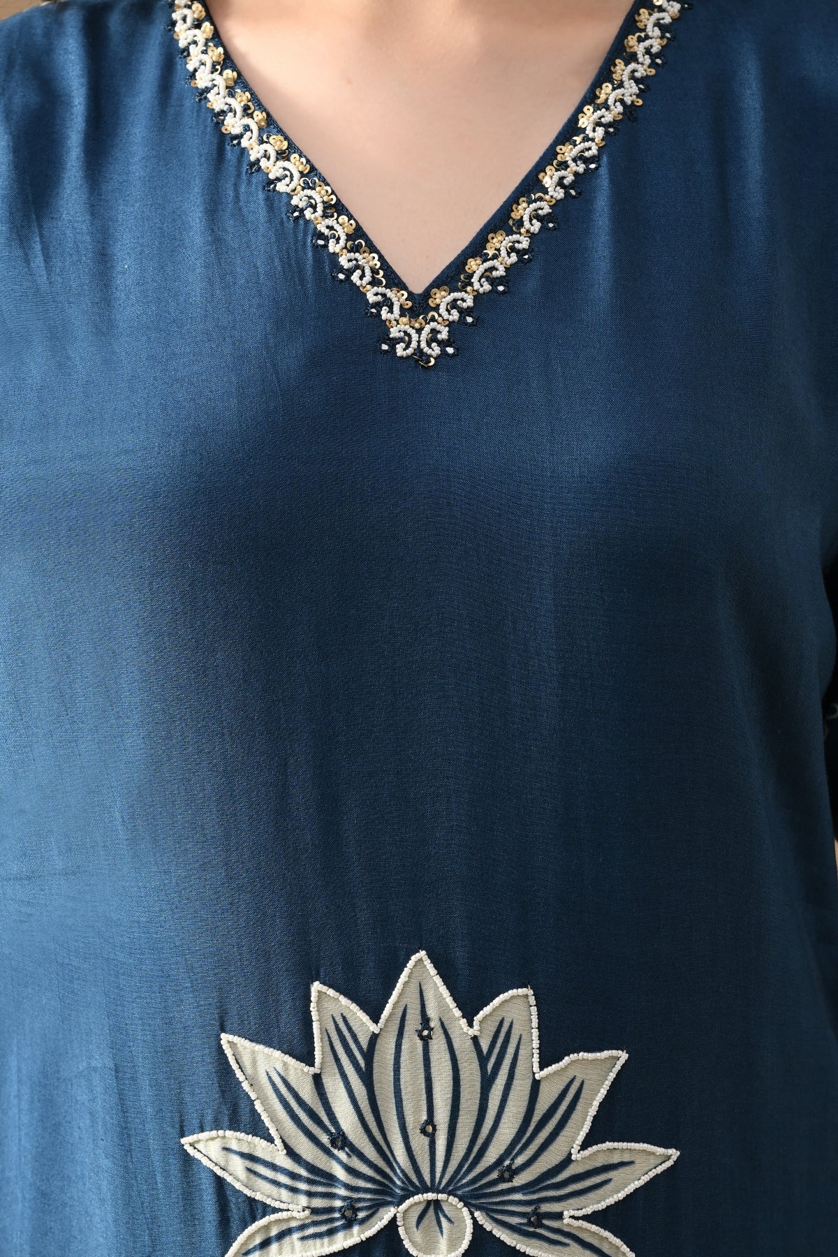 Blue Stone Embellished Kurta 3 Pcs Set - Image 4