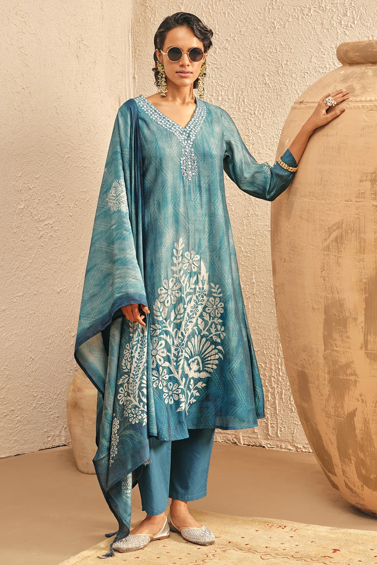 Blue Stone Embellished Kurta 3 Pcs Set - Image 3