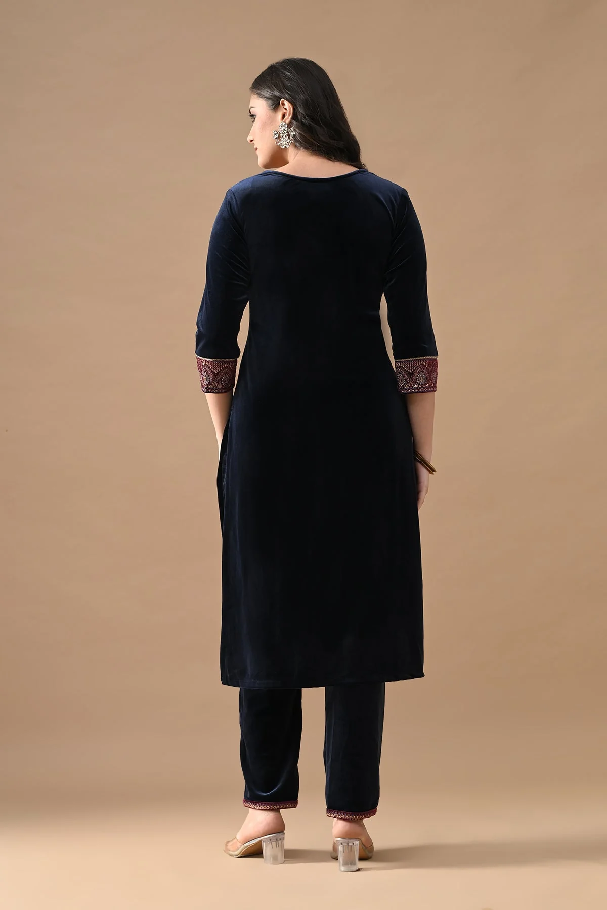 Blue Zari Embroidered Kurta 3 Pcs Set - Image 5
