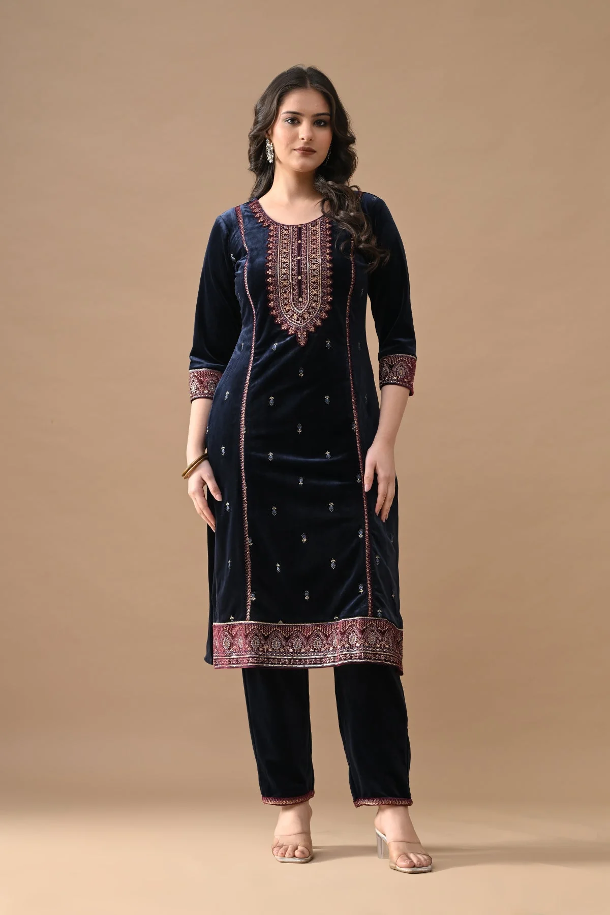 Blue Zari Embroidered Kurta 3 Pcs Set - Image 7