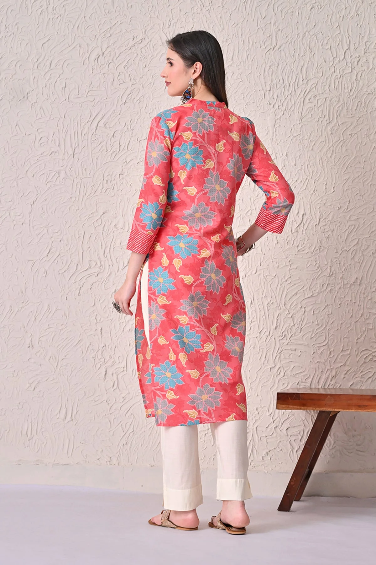 Coral Pink Floral Kurta - Image 5