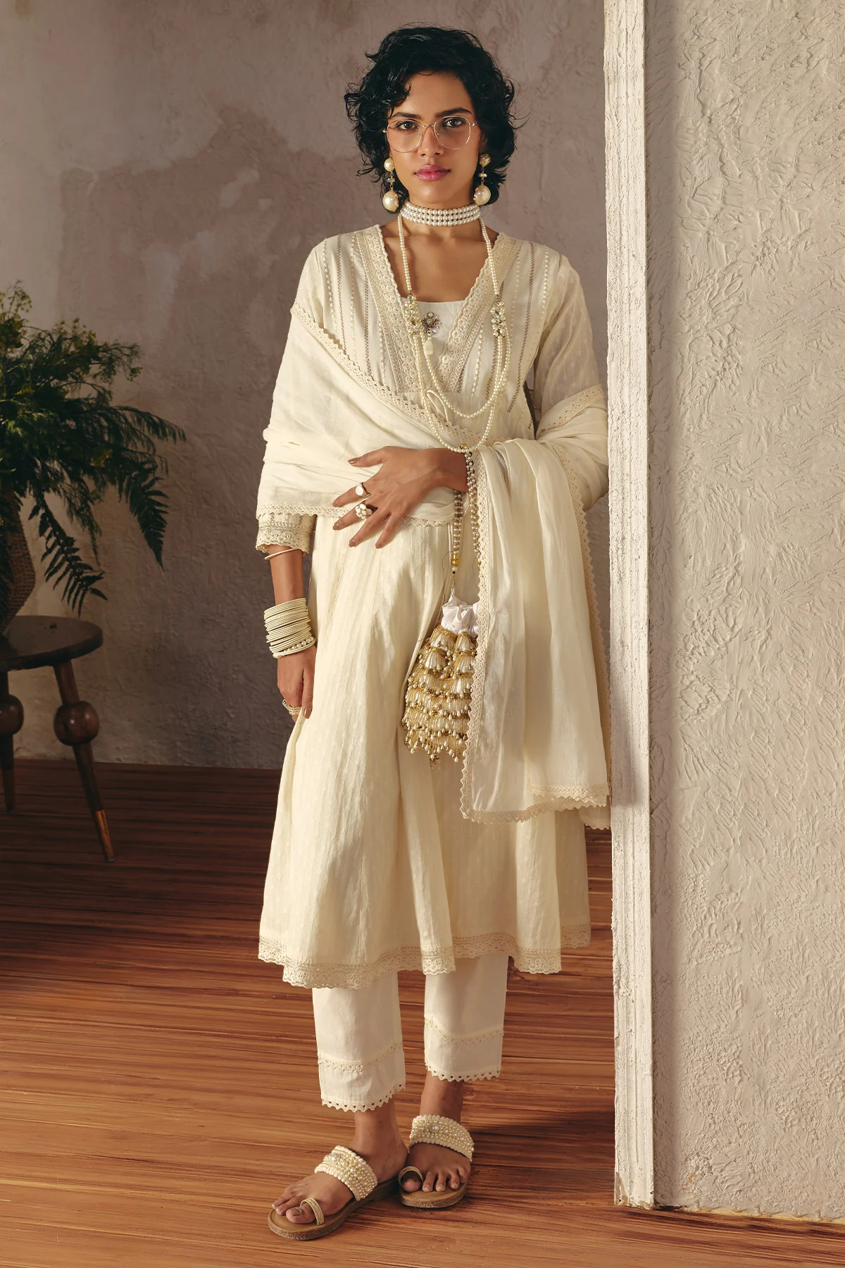Cream Embellished Kurta 3 Pcs Set