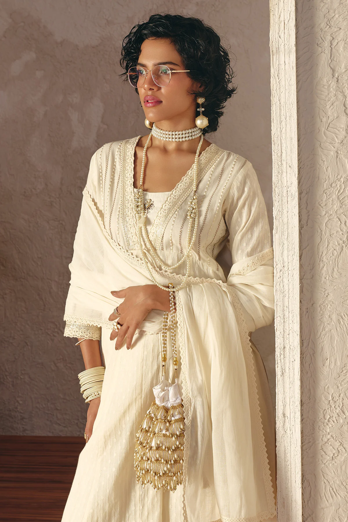 Cream Embellished Kurta 3 Pcs Set - Image 3