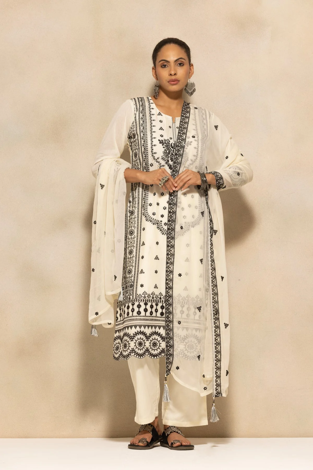 Cream Embroidered Kurta 3 Pcs Set