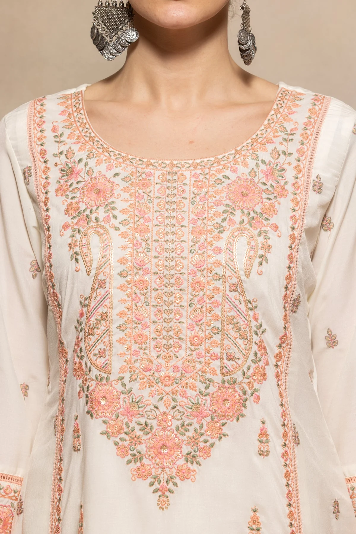 Cream Embroidered Kurta 3 Pcs Set - Image 4
