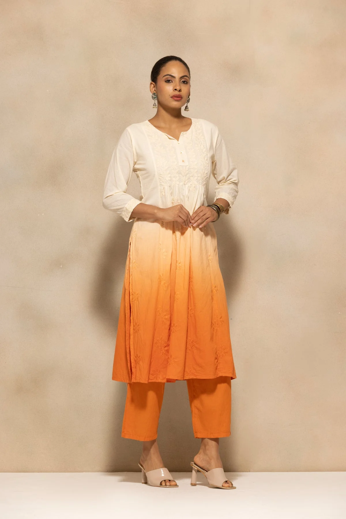 Cream Embroidered Kurta 3 Pcs Set - Image 3