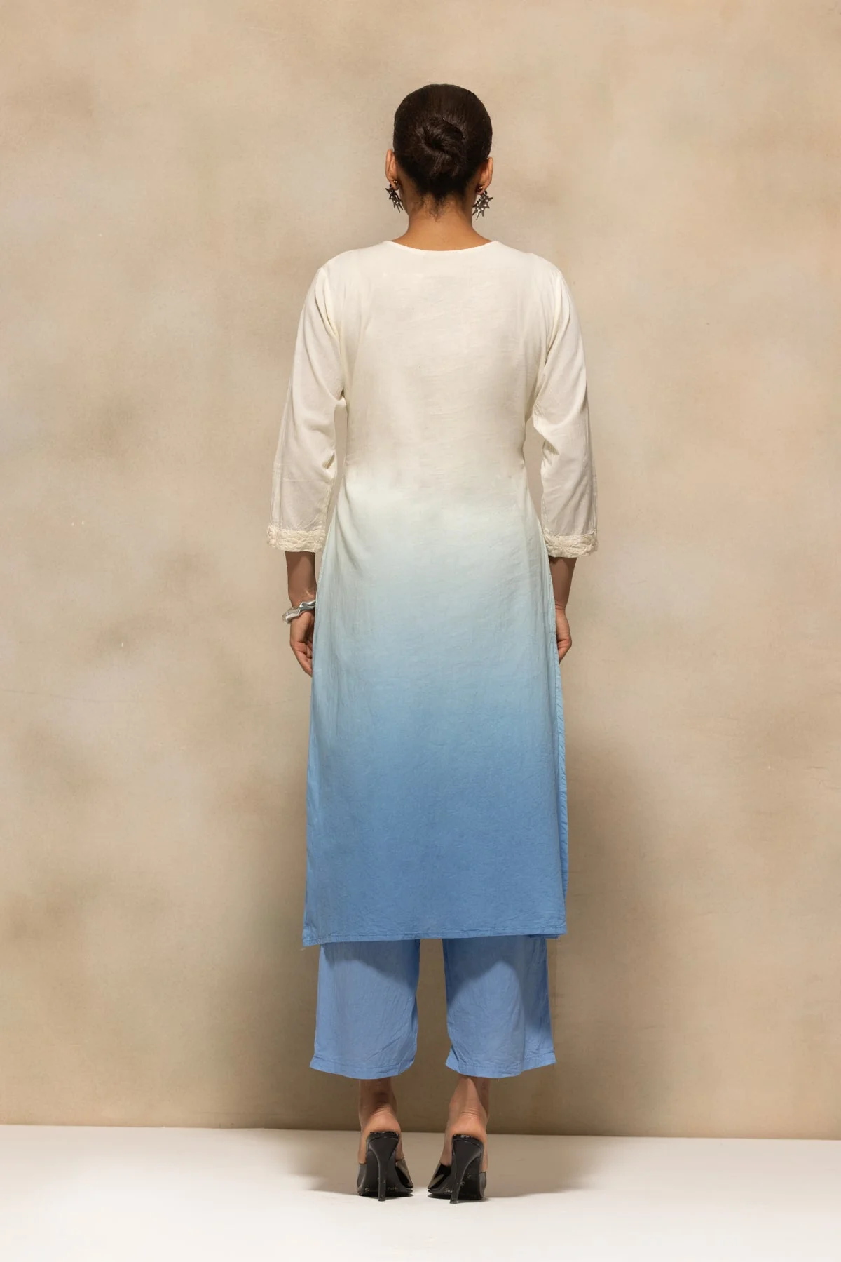 Cream Embroidered Kurta 3 Pcs Set - Image 5