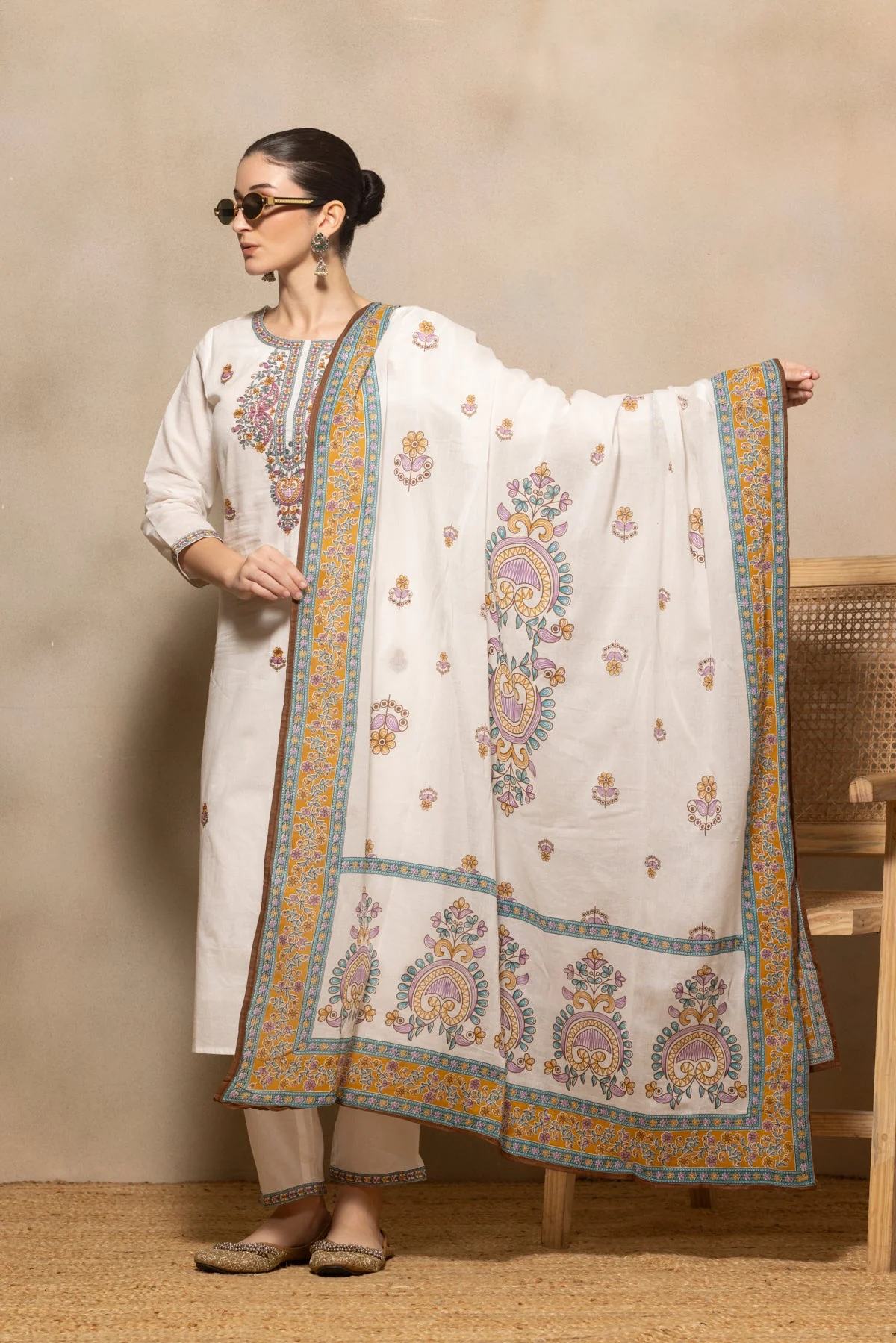 Cream Embroidered Kurta 3 Pcs Set