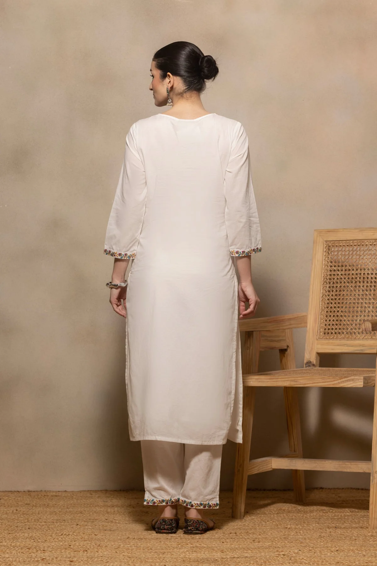 Cream Embroidered Kurta 3 Pcs Set - Image 5