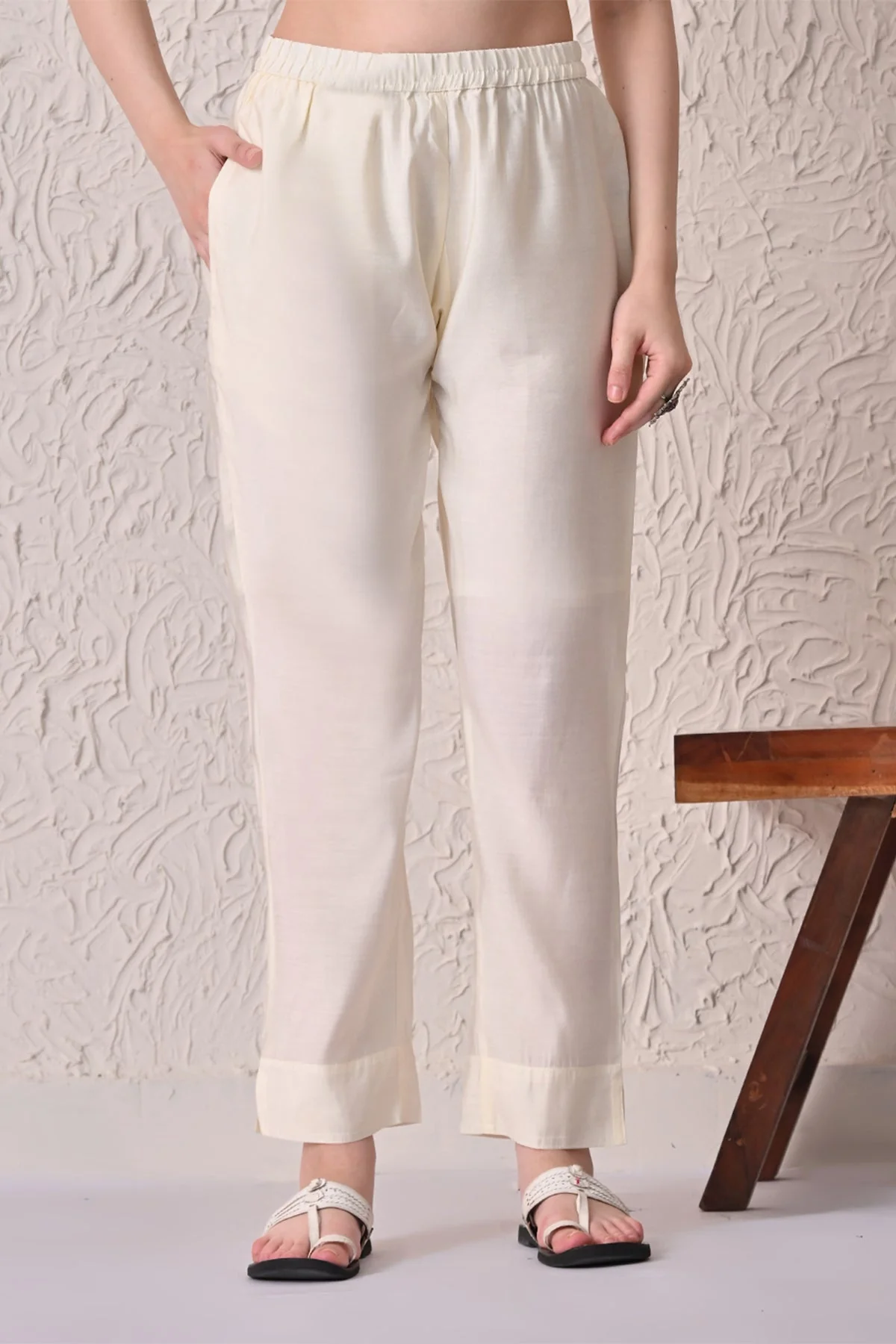 Cream Embroidered Kurta 3 Pcs Set - Image 6