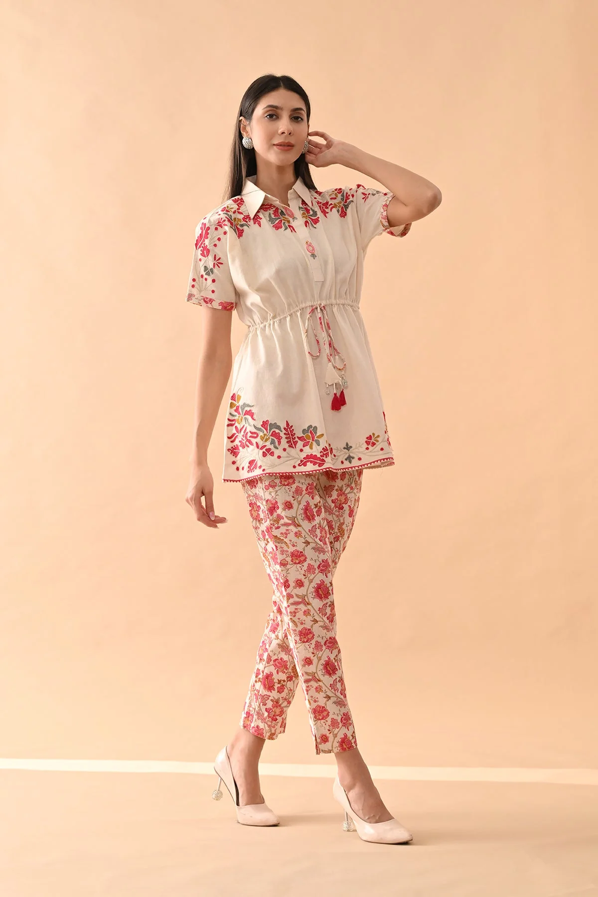 Cream Embroidered Kurta Set - Image 3