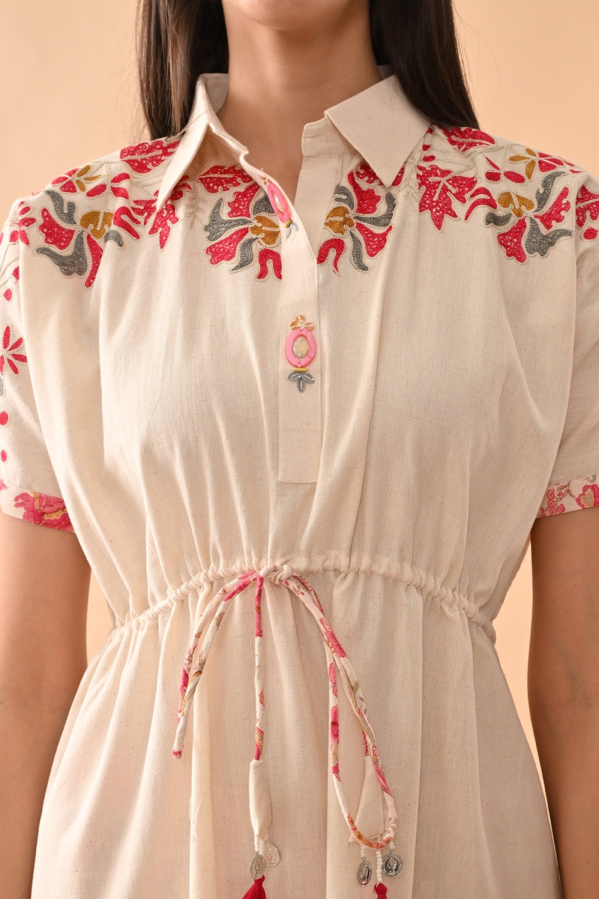 Cream Embroidered Kurta Set - Image 4