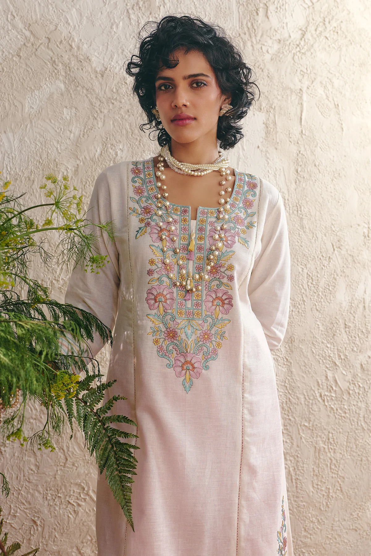 Cream Embroidered Kurta 2 Pcs Set - Image 3