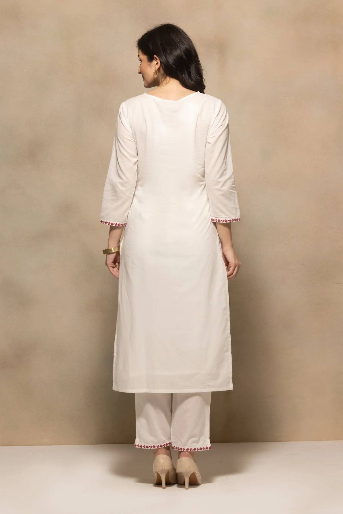 Cream Embroidered Sequenced Kurta 3 Pcs Set - Image 5